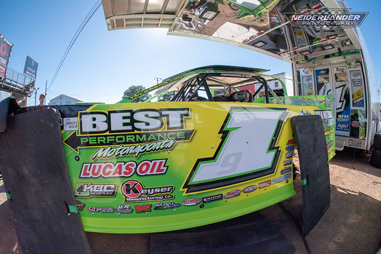 Tyler Erb prepering in the pits